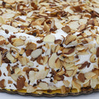 Torta de merengue con almonds - Rina Bakery